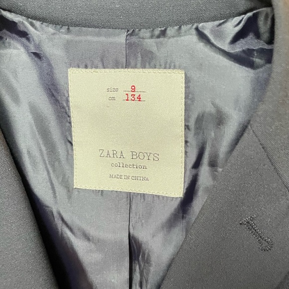 Almost NEW ZARA BOYS Collection Navy Classic Blazer Sport Coat - Picture 2 of 5